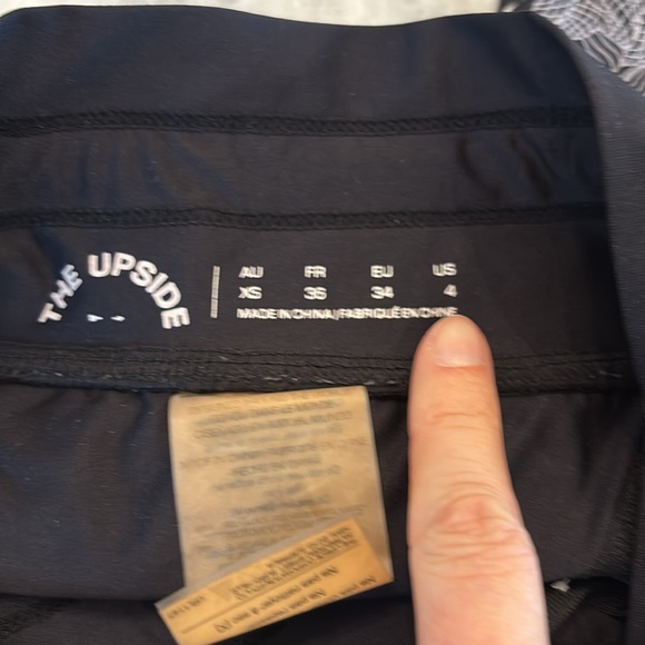 The Upside Performance Leggings - Picture 3 of 6